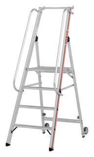 Plattformleiter mit Rollen und Geländer