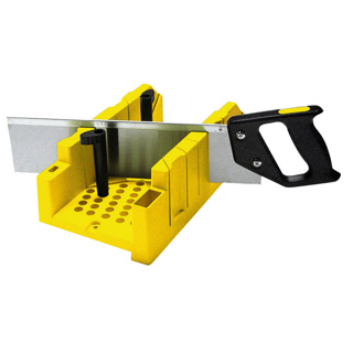 Gehrungslade aus Kunststoff, mit Säge