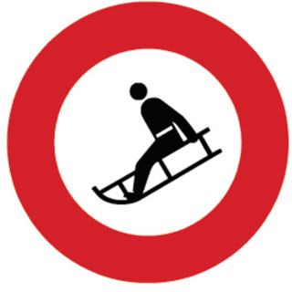 Signal 2.15.2 Schlitteln verboten